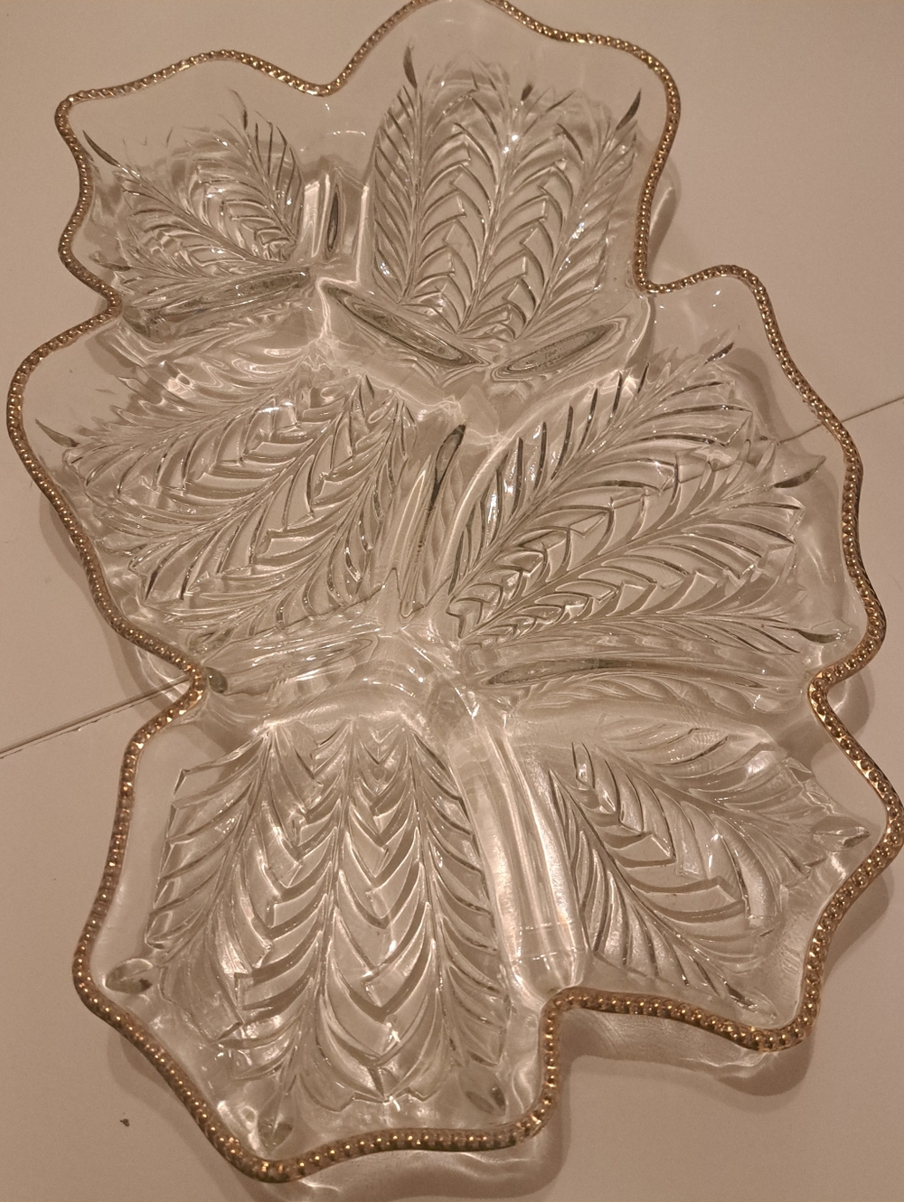Vtg. 50's/60's Jeanette  Glass Feather Leaf Relish Dish W/ 22kGold Beaded Trim